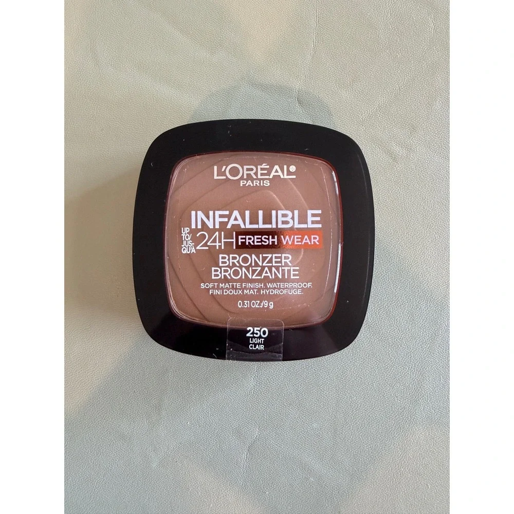 L'Oreal Paris Infallible Fresh Wear Soft Matte Bronzer 250‎ Light 0.31oz